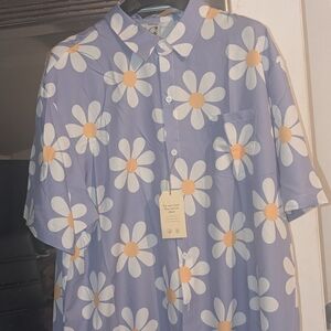 Daisy Print Button-Up Shirt